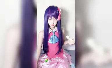 청순한 외모를 자랑하는 '타누키 탐정(인형)'은 순진한 얼굴과 음탕한 행동이 한 순간에 뒤바뀌는 반전 매력의 소녀다.