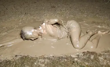 [Rasa ingin tahu] Wanita muda amatur Jepun yang tampan "mari_wam" OF menunjukkan wajahnya dalam gambar peribadi dan isteri cantik yang berbeza itu tenggelam dalam neraka air mani [Episod kedua] (16)