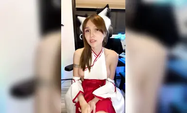 長得像孫燕姿的新加坡E杯混血紋身女神「Ada822」OF大尺度露臉私拍 激情撩騷自慰男女通吃【第二彈】 (1)