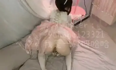 可愛人形小母狗『我是一隻呀哈哈』小穴穴又被爸爸精液灌滿了 嗚嗚~超級反差的女孩子，清純淫盪切換只在一瞬間