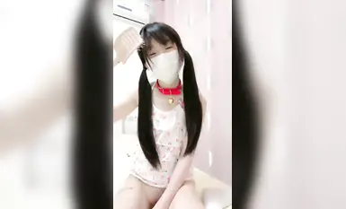 Contrast the little bitch school girl "Lori Jiujiu" peeing ~ roll her eyes ~ props Ziwei ~ now the little sister is really awesome and open-minded, such a contrast at such young age (1)