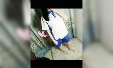 청순하고 대조적 인 귀여운 소녀 "작은 양유 @xiaoyangyou"는 사랑스러운 목소리와 밀기 쉬운 부드러운 몸매를 가지고 있습니다. 순수하고 달콤하고 귀여운 소녀는 약간 대조되는 암캐입니다! (2)