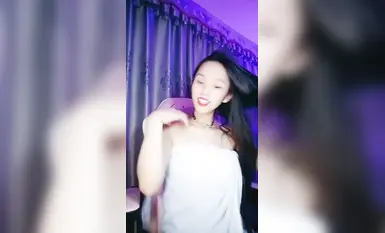 半糖【小點點】極品美女 情趣絲襪 激情裸舞 自慰噴水二 (1)