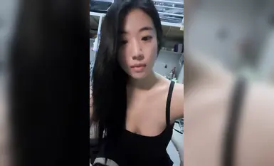 2024年6月，學生妹挺叛逆，【你的白月光】，在宿舍就把慾望寫臉上了，極品美穴，身材一流很挑逗！(12)