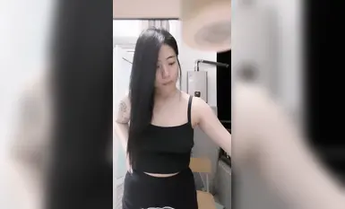 Noong Hunyo 2024, napaka-rebelde ng estudyanteng babae, [Your Bai Yueguang], nakasulat sa mukha niya ang kanyang mga pagnanasa sa dormitoryo, mayroon siyang magandang puki, at isang first-class figure na napaka-provocative! (8)