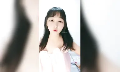 雙馬尾學生嫩妹【甜甜圈】掰穴自慰 粉嫩鮑魚 (6)