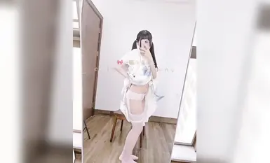 最高の人型ビッチ！ Twitterは甘くて純粋です。福祉ガール[白ウサギのキャンディー]最新のVIPサブスクリプション、Ziweiは裸で踊り、純粋でコケティッシュです。