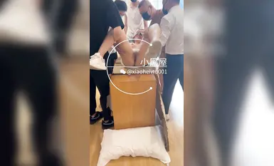 슈퍼 비주얼의 향연! 트위터 톱보스 [리틀블랙룸] 구독자중 가장 완벽하고 완성도 높은 뷰 모음, 로리 여노예의 화려한 조련, 최고수준의 여신 암캐들과 노는 수준 (6)