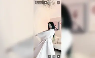 半糖杨小花脱衣秀