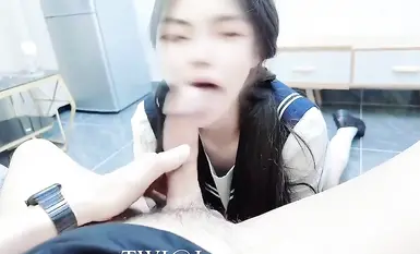 Cô nữ sinh thuần khiết và dịu dàng đến trần nhà "Yayoi Mitsuki Junanbaby" 18 tuổi, ngày nào cũng muốn được làm tình. Một số người luôn cho rằng tôi là một cô bé, nhưng đằng sau hậu trường lại có một con điếm háo sắc. chết tiệt. Âm hộ của cô ấy bị nứt và chứa đầy tinh dịch (2)