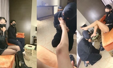 对话粗口淫荡，声音甜美极品DOM调教女王【小盐不困】门槛168私拍，舔逼SM喝尿花式调教贱男(1)