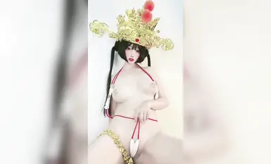 สาวสวย "ชิโนดะเทียน" โชว์หน้าสดและเต้นเปลือยเซ็กซี่เพียงครู่เดียวเธอเปลี่ยนจากความไร้เดียงสาเป็นหยาดเหงื่อ