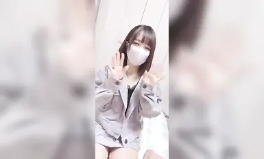 [M Okun 影片] 用智慧型手機拍攝的奇聞趣事影片被洩露！甜美偶像臉SS級素人美少女為男友登場！續集後半段，美乳外露，翹臀搖擺！氣喘吁籲的聲音◎