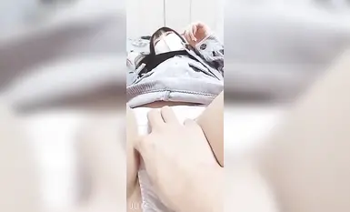 [M Okun 影片] 用智慧型手機拍攝的奇聞趣事影片被洩露！甜美偶像臉SS級素人美少女為男友登場！續集後半段，美乳外露，翹臀搖擺！氣喘吁籲的聲音◎