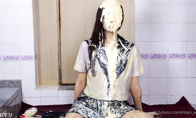 [Rasa ingin tahu] Wanita muda amatur Jepun yang tampan "mari wam" OF menunjukkan wajahnya dalam gambar peribadi dan isteri cantik yang berbeza itu tenggelam ke dalam neraka air mani [Kelapan] (13)