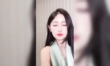 Siaran langsung Bigo [垚yáoxi] Lada Sichuan Asli [Ning Yichun] Bonjolan hampa dan separuh payudara menari secara langsung (2)