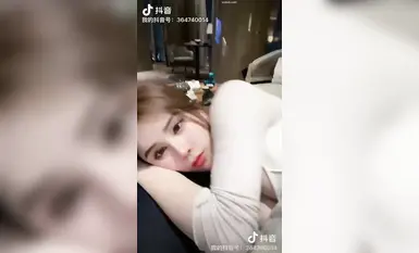 最新8月無水重磅！窮人女神有錢人的母狗！推特露臉外圍綠茶婊【RosesJoo】福利視圖，啪啪戶外調教騷狗屬性拉滿（2）