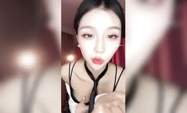 bigo 頂級網紅女神【小野貓】下海，無套啪啪內射  (11)