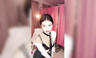 bigo 頂級網紅女神【小野貓】下海，無套啪啪內射  (11)