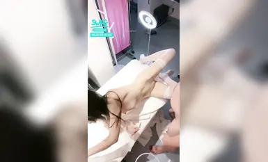 Dewi selebriti internet terkemuka Bigo [Kucing Anak Patung] pergi ke laut dan melakukan hubungan seks tanpa kondom dan air mani di dalam (12)