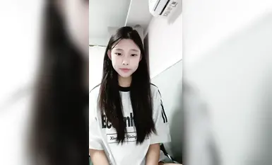 [สตรอเบอร์รี่ลูกเล็กอร่อยมาก] นักศึกษาหน้าอกสวยหยิบหีถูหน้าอกเต้นรำเปลือยและช่วยตัวเอง (10)