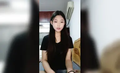 【小さなイチゴが美味しい】美乳女子大生がマンコほじっておっぱい揉んで裸踊りしてオナニー(3)