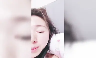 Em gái hoàng gia chân dài [ngây thơ và nhàn nhã] chân dài đi tất ~ giày cao gót hở hang ~ liếm nhau say đắm ~ đụ mạnh mà không dùng bao cao su (30)