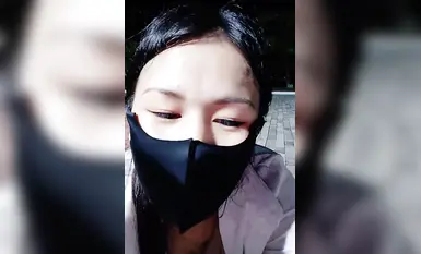 私密電報群VIP福利，戶外露出紫薇，極騷母狗【小湯圓】道具雙通高潮噴水，擼點滿滿 (8)