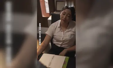 Projek khas untuk musim kembali ke sekolah [Guru Wanita Zhang Yue] ialah perjalanan kampus remaja yang sukar digambarkan yang diadaptasi daripada acara sebenar! Episod 2!