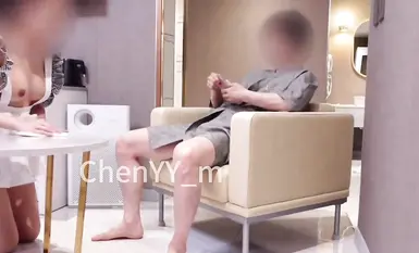 老公与小老板的玩物『ChenYY_m』真觉得老公算是顶级绿帽了，把我捆起来等单男过来，看着我被两个小哥哥玩喷(1)