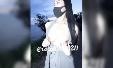 九頭身極品御姐女神『coco』緊張刺激露出，電影院的極限露出，心跳加速啊～挑戰野外和小哥哥激情相撞～ (2)