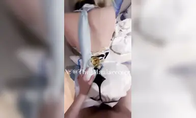 Twitter 전문 COS 마스터 게임 "Maniacccccc"에서 매력적인 Yuanshenying이 의자에 누워 뒤에서 황폐화되고 있습니다.