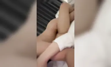 专玩年轻嫩妹子，PUA约啪大神【江南第一深情】超多JK制服小姐姐被调教玩弄，无套进入妹子嘤嘤淫叫(4)