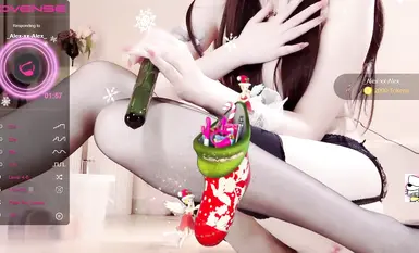 Stripchat otaku goddess [Hahaha_ha2] latest suspender black stockings big show student girl squirts (9)