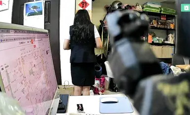 2024-04-23_臺北家庭監控_[內衣內褲全裸]_媽媽洗澡_妹妹洗澡露一條線的鮑魚_睡前換褲子