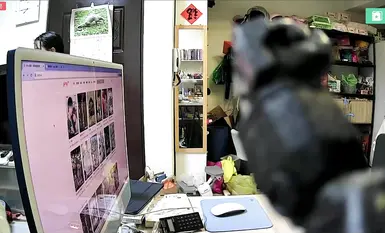 2024-05-25_台北家庭监控_[内裤微露点]_姐姐露肚子_妹妹洗澡