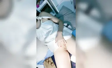 9-1 อบสดใหม่! โลลิต้าตัวล่าสุดในทะเล [เชื่อฉันสิ ฉันเจอเธอได้] เด็กสุดน่ารักที่มีผิวขาวอ้วนและหีนึ่งเสือขาวที่สมบูรณ์แบบ เธอบอกว่าเธอเป็นคนประเภทที่อดทนต่อการร่วมเพศ เธอแชทและน้ำพุ่งขณะร่วมเพศ (3)