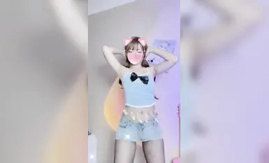 เยาวชนสวัสดิการเดือนกันยายนล่าสุดอยู่ยงคงกระพัน Twitter เทพธิดาขายาวหวานและเค็มชั้นนำ [Xiaoxianyun] มีเฉพาะในกลุ่มการชำระเงินรายเดือนการเปลี่ยนสไตล์ COSER Douyin ชั้นนำไปเป็นไมร์เทิลเครปแต่งตัวข้ามวิดีโอเต้นรำเปลือยยาว (2)