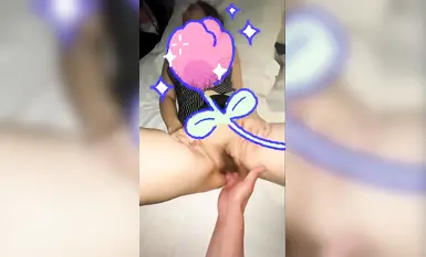 推特NTR綠帽大神『Mrs.Unique』嬌妻跪下去就立馬變成臣服於主人的騷賤小母狗，最大限度的撅著屁股被後入 (2)