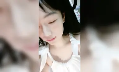 【相信我可以見面】美女越來越漂亮了，饅頭逼被操了 (2)