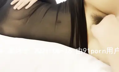 极品美乳人妻『kyara_sss』奶子又大胸型又好看，还特么巨骚，被操的时候喜欢说淫语，巨顶！美乳丰臀超反差完结(1)