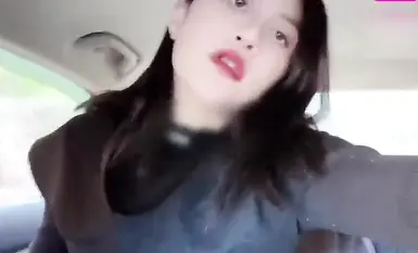 帶著穿黑絲的漂亮小姨子到野外車震偷情無套內射，吃雞吧的時候還風騷地看著我