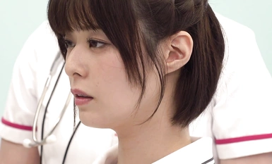 zozo-236 耻辱！被分配到病房前的健康检查 月野露娜因站立工作而被鞭打的臀部和大腿被用手指插入，她的屁眼、阴道口和身体被操。