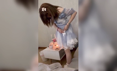 漂亮蘿莉美眉【江南第一深情】不許錄像 想不想老公操你 身材嬌小皮膚白皙 大奶子大乳頭 在家被小哥無套輸出 嬌喘不停