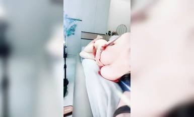 頂級新綠播女神下海【小漁兒】逆天的顏值和身材秒殺各路網紅，動漫般美妙的身材，極品爆乳，人間極品尤物 (3)