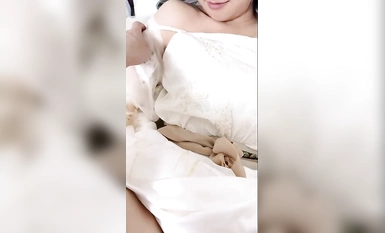 推特00後，洛麗塔網紅嫩妹【優米醬】訂閱福利，JK情趣足口交，啪啪中出內射，年紀輕輕母狗屬性拉滿 (4)