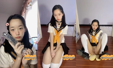 Cô gái trẻ ngây thơ lộ mặt năm 2004 [Hạt tiêu] là phiên bản mới nhất vào tháng 9, nhiều điệu nhảy khỏa thân COS, đạo cụ phun nước Ziwei và quan hệ tình dục với chủ tài chính (6)