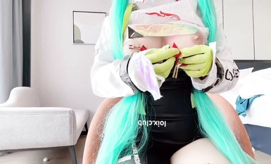 ヴィヴィアンコスの初音ミクの小道具オナニー