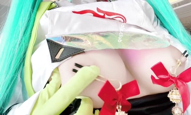 ヴィヴィアンコスの初音ミクの小道具オナニー