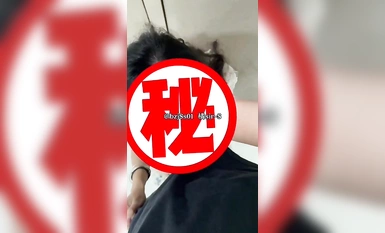 专约极品大神『橘sir-S』Ntr日常调教：跟踪尾行小情侣，在男友完全不知情的情况下，电梯内猥亵他女友